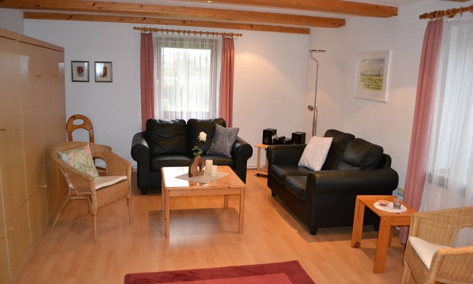 Katharinenheerd Apartment | Gästehaus Willkommen, Ferienwohnung EG Inge in Katharinenheerd für 8 Personen