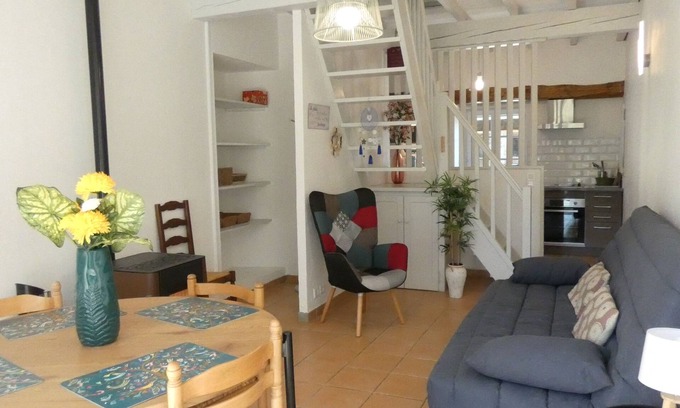 Alzonne Cottage | Gîte à la ferme 3* House on the Canal du Midi wifi and air conditioning