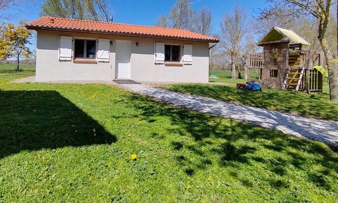 Revel House | Gîte à la Ferme de la Bouriette Au Milieu des Prés et des Vaches !