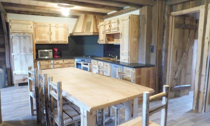 Gerbepal House | gîte 8 personnes " LE CHAMOIS "