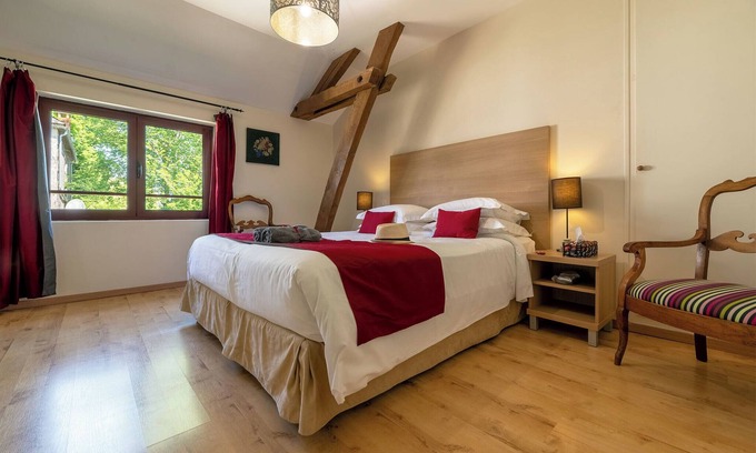 Ajat Apartment | Gîte “Adèle” – A Cosy & Scenic Hideaway for 1 or 2 Adults