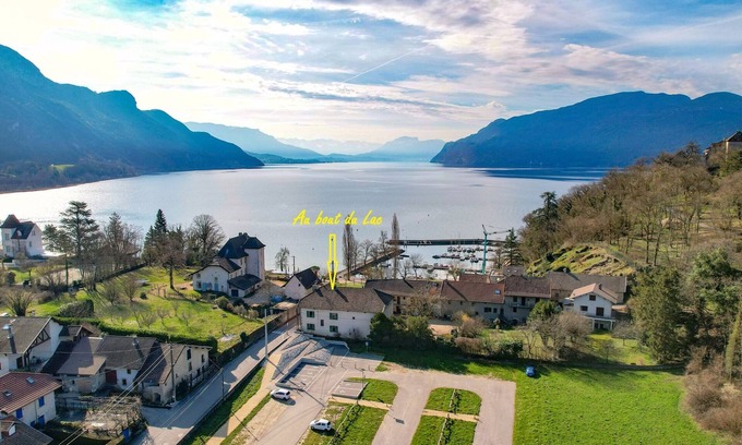 Chindrieux House | Gîte Au Bout du Lac in Chatillon, Chindrieux