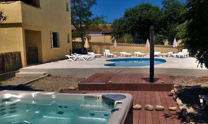 Ruoms Apartment | Gîte Cécile, Piscine Chauffée et Spa Ardèche