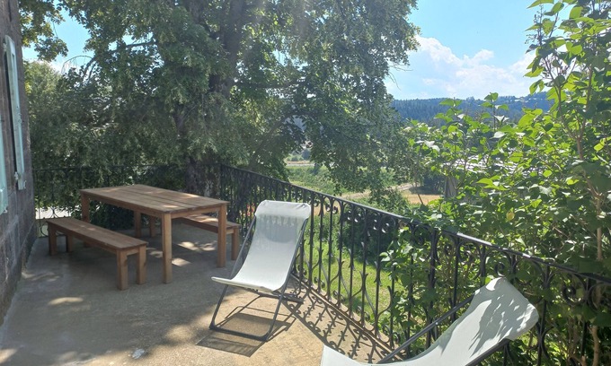 Le Chambon-sur-Lignon House | Gîte Calme Pour 6 Personnes Avec Atelier "creaticri" sur Place sur Réservation