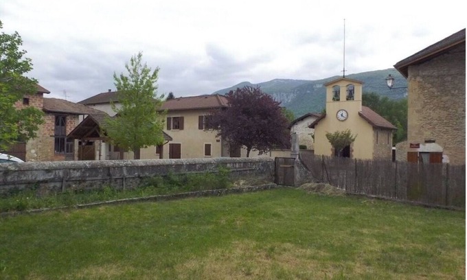 Beauvoir-en-Royans House | Gîte d'étape for groups of 4 - sports enthusiasts, hikers, families