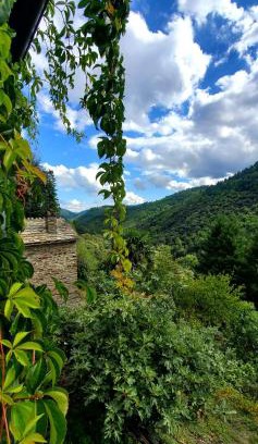 Saint-Privat-de-Vallongue House | Gîte de Combelebouze en Cévennes - Cosy, Confort et Climatisé - 3 étoiles
