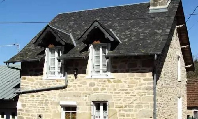 Gimel-les-Cascades Villa | Gîte de France in Gimel-les-Cascades 3 ears - Gîte de France 4 people