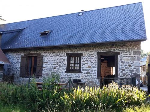 Lamaziere-Haute Apartment | Gîte de France à Lamazière-Haute 2 épis - Gîte de France 5 personnes MAE-9934