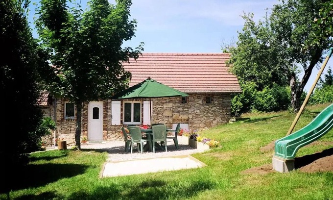 Sainte-Fortunade Villa | Gîte de France Gite of chouvert "francois" 3 ears - Gîte de France 4 people