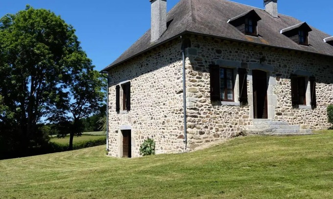 Latronche Villa | Gîte de France Grand 2 ears - Gîte de France 6 people