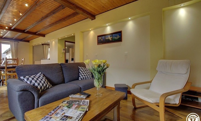 Outriaz House | Gîte De L'arbépin - Outriaz