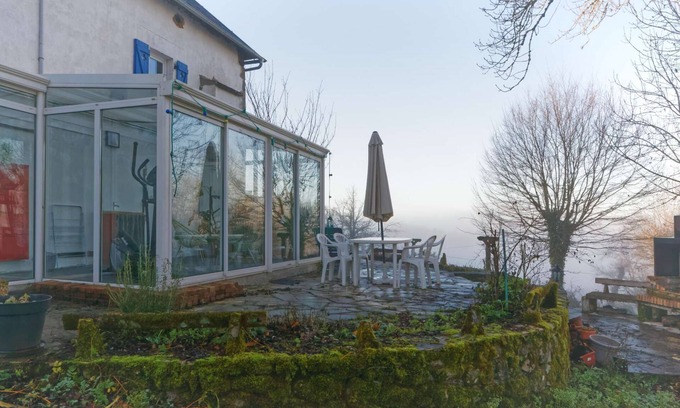 Tulle Apartment | Gîte Des Cîmes.Hidden jewel of Corrèze.Exceptional view and Winter Lounge