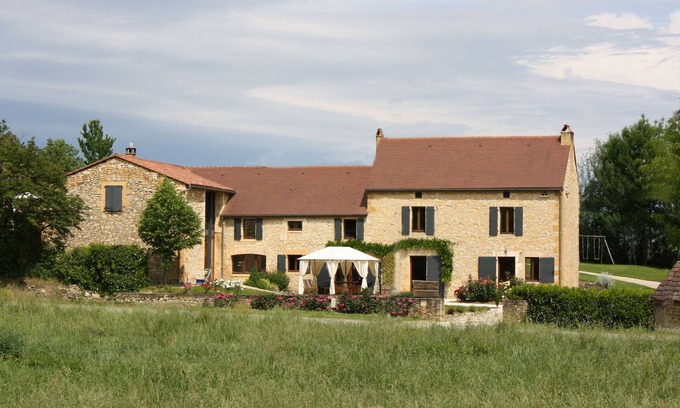 Marnac Cottage | Gîte DORDOGNE: Cottage de la Mothe 8 people