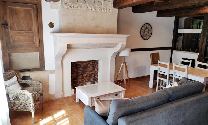 Joigny-sur-Meuse House | Gîte Doux Rivage, garden + greenway access, near Charleville Mézières