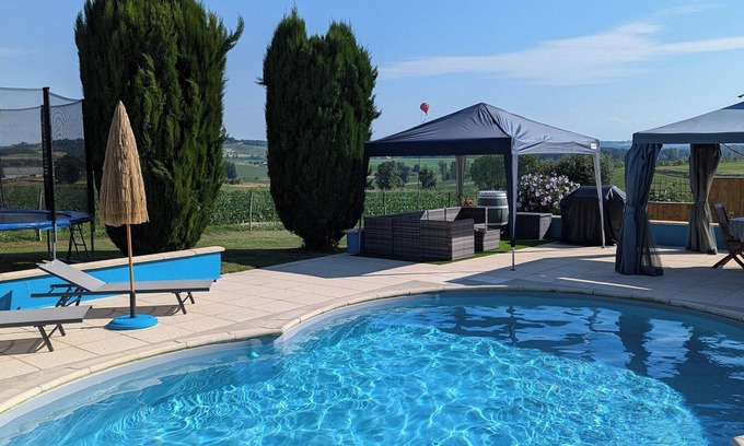 Coulx House | Gîte du Silence - Stylish gîte in beautiful French countryside
