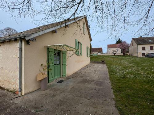 Martizay House | Gîte entre Touraine et Berry, bordé de rivière, près du parc animalier et station thermale - FR-1-591-67