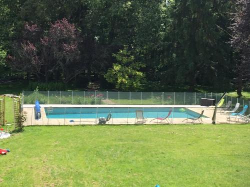 Luynes House | Gîte familial avec piscine chauffée et jardin privatif près des châteaux de la Loire - FR-1-381-393