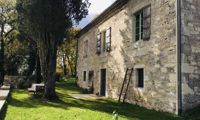 Belmontet House | Gîte Ferme de Laspeyrieres