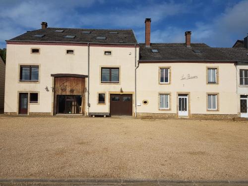 Florenville House | Gîte La Bavière