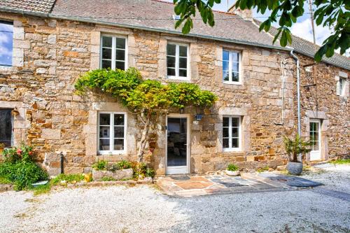 Siouville-Hague House | Gîte "La Glycine" à 5 min de la Plage Siouville