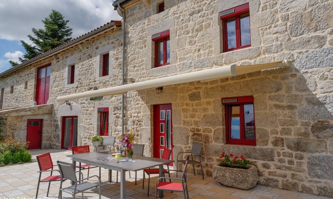 Julianges House | Gîte La Margeride - Julianges