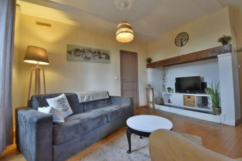 Castelnau-sur-l'Auvignon House | Gîte Le Bon Sens - Domaine la Rose des vents