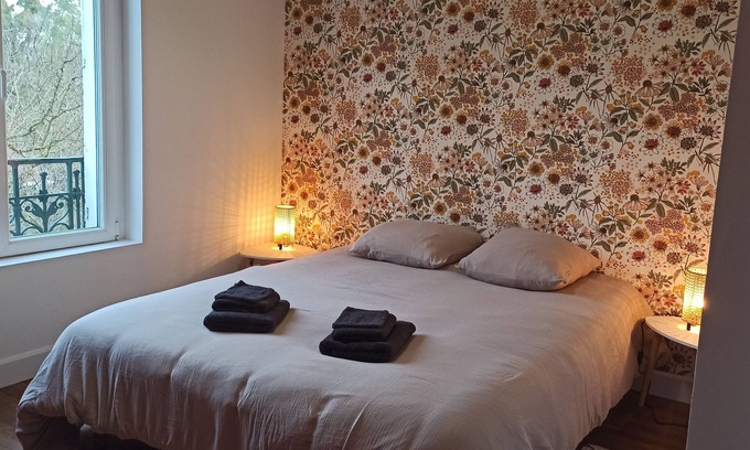 Verdun Apartment | Gîte LE FRANCAIS: meublé 3 étoiles, 2 chambres, GARAGE et JARDIN, CLIMATISATION
