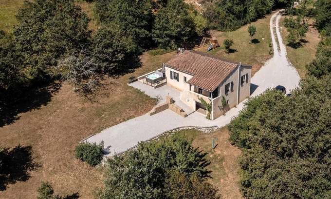 Nuzejouls House | Gîte Le Soleillan - NUZEJOULS