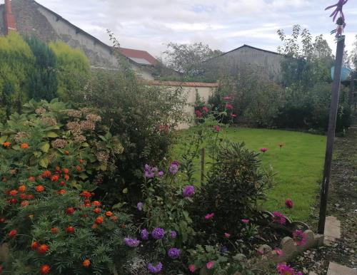 Crequy House | Gîte les Hortensias