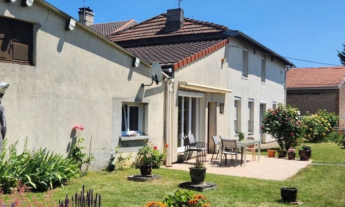 Loisy-sur-Marne House | Gîte "RDV au 3" - 5-bedroom house (12 pers.)