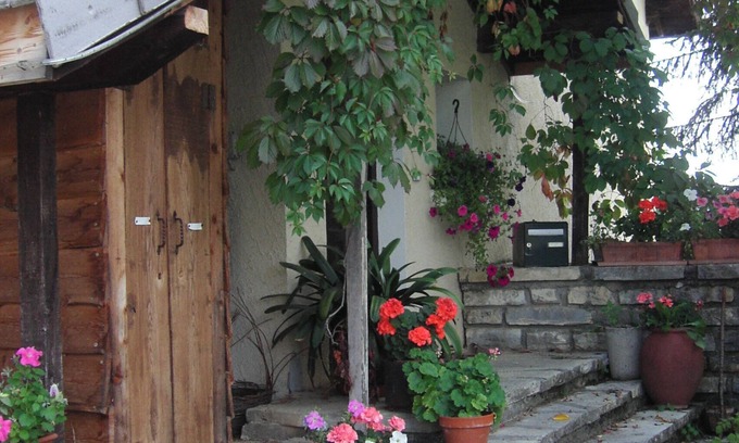 Saint-Leger-les-Melezes Apartment | Gîtes de Combebelle - quiet location 600 m from the slopes - trailheads