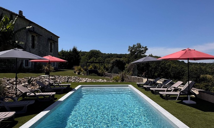 Clermont-Dessous House | Gîtes le Founil des Moines »Le Chai »espace Piscine et spa Naturiste