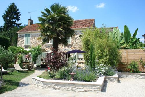 Magny-les-Hameaux House | Gîtes Le Petit Nailly