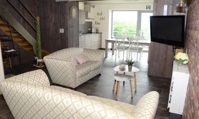 Cerfontaine House | Gîtes Paille-Foin