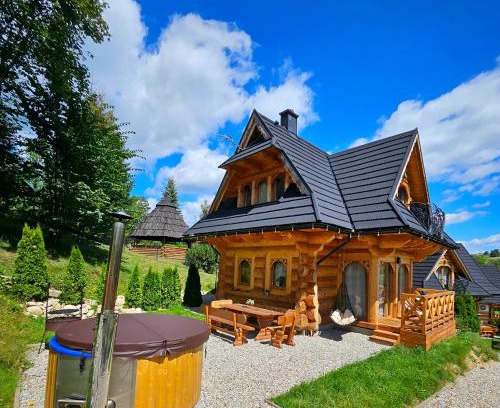 Zakopane Ski Chalet | Góralska Chatka 3 Highland Cottage - Jacuzzi, Sauna, Split AC, Private parking, Mountains View