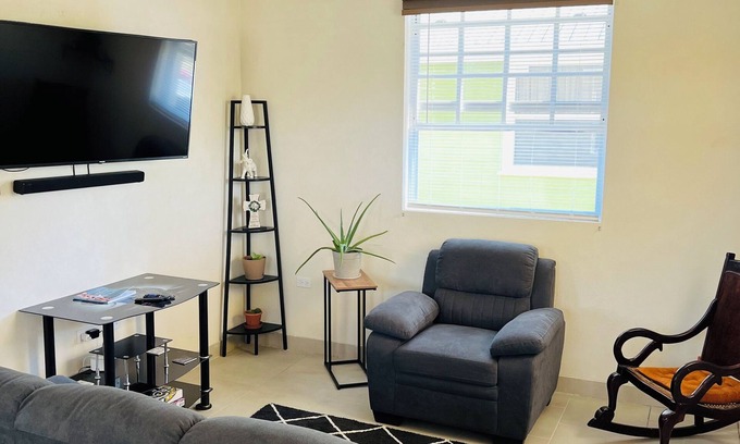 Hastings House | GAIA Barbados! 2 BD Home 5min walk to the beach