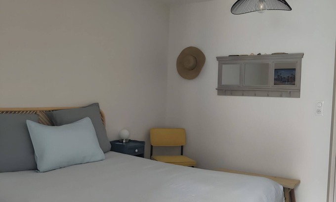 Pornic Bed & Breakfast | 'Galets' Guest Rooms with Private Terrace, Private Garden and Wi-Fi