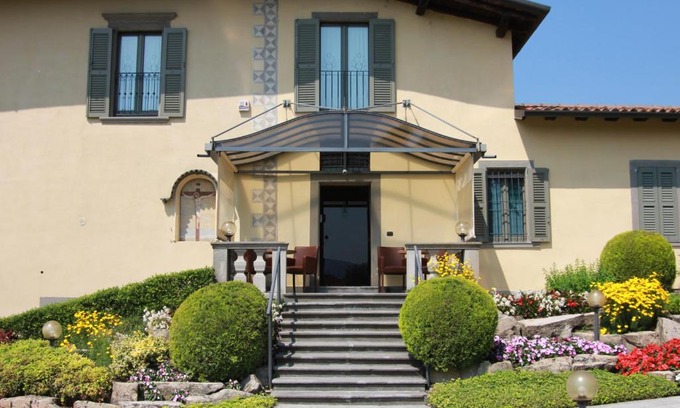 Sarnico House | GALLERIA IMPERIALE Relais de Charme