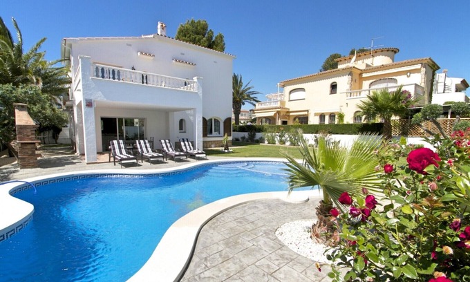 Miami Platja Villa | GALLO Gran villa en playa, piscina y wifi gratis