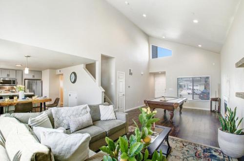 Santa Rosa House | Game Night Meets Wine Country Elegance