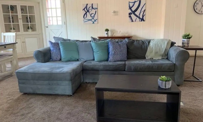 Fairfield Apartment | Game Room Sleeps 6 & 2 mi to Ski Liberty