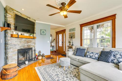 Sparrow Bush House | Game Room, Yard and Fire Pit Spacious Catskills Gem