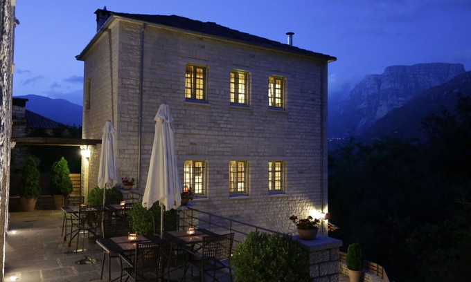 Aristi Hotel | Gamila Rocks Mountain Hotel