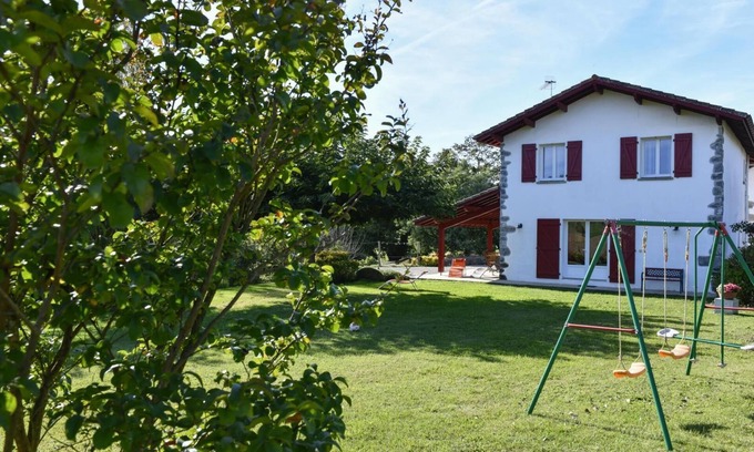 Ayherre House | GANDARAMENDIA - AYHERRE