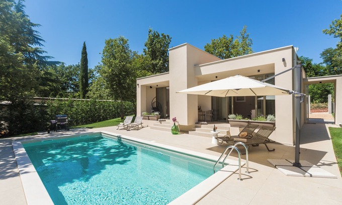 Kastelir-Labinci House | Ganz Neue Top Villa