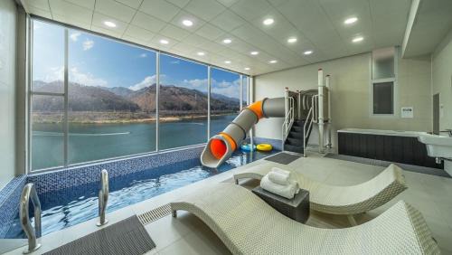 Oeseo Villa | Gapyeong River Wave Pool Villa