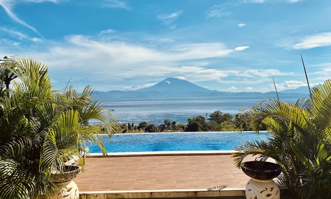 Sampalan Hotel | Gara Gara Sea View