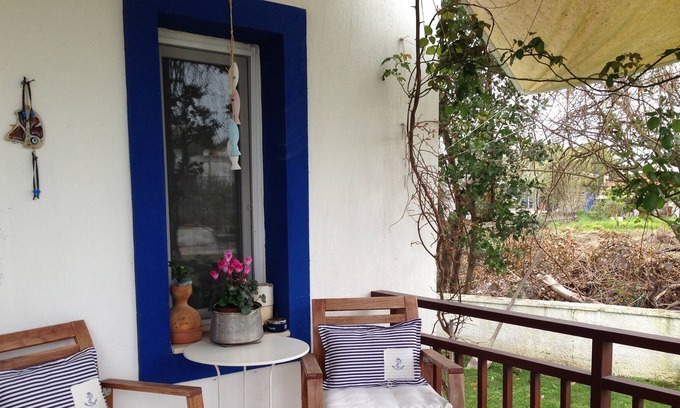 Yalikavak Apartment | Garden Flat inYalikavak centre, 200m to the sea, Palmarina. Pool shared with 6