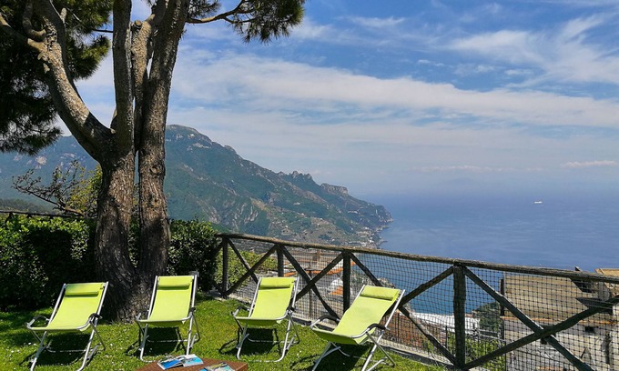Ravello House | Garden House in a peacefull position