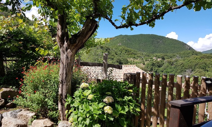 Zicavo House | Garden in the Taravo Valley